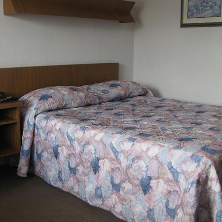 Daigle'S Motel Saint Leonard Εξωτερικό φωτογραφία